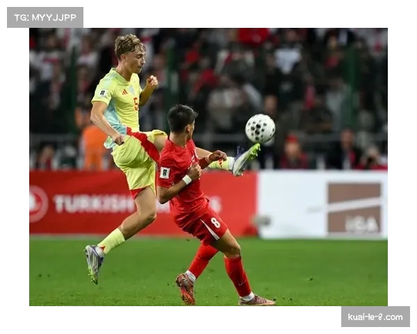 赫伊森世俱杯60米助攻惊艳，但防守失误遭伯纳乌嘘声